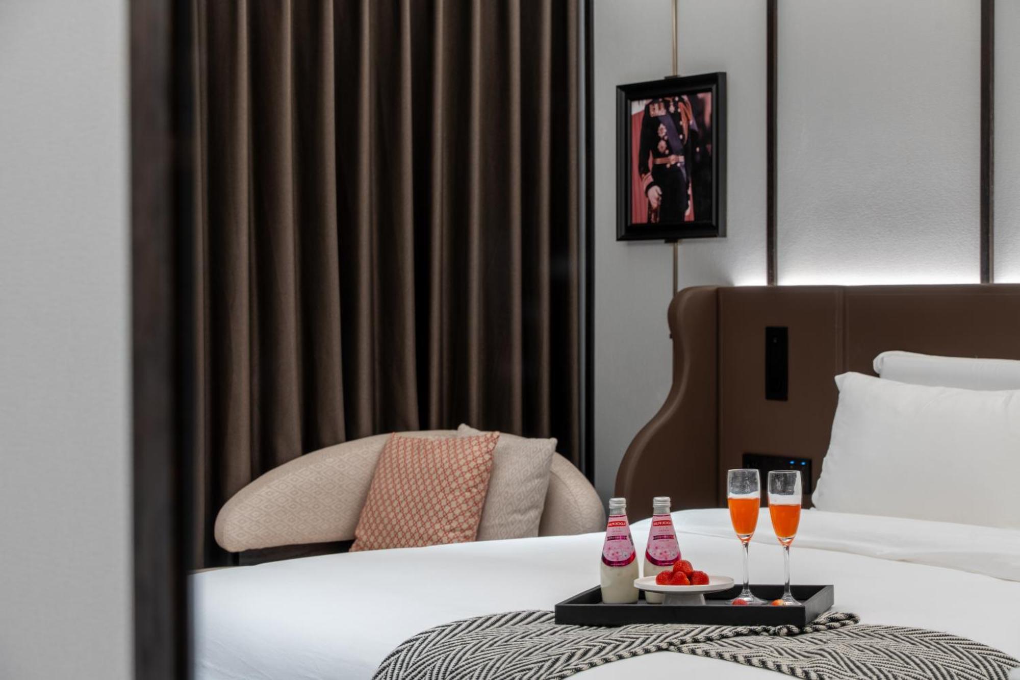 President Hotel Guangzhou Eksteriør billede